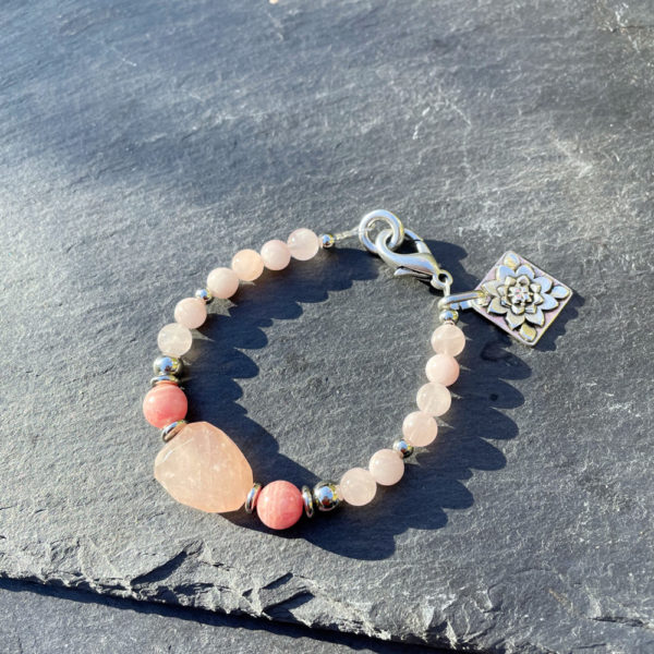 bracelet_quartz_rose_belle_de_lune