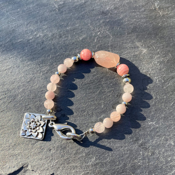 bracelet_quartz_rose_belle_de_lune