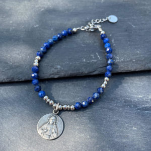 bracelet avec amulette de protection belle de lune