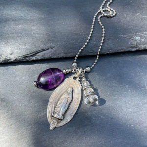 collier-femme-amethyste-belle-de-lune