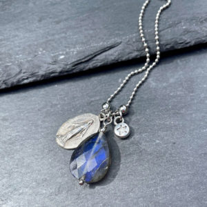 collier-femme-labradorite-belle-de-lune