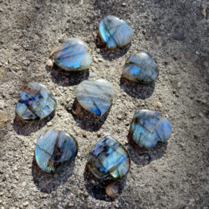 coeur en labradorite de lune