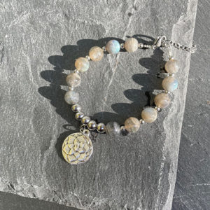 bracelet-femme-labradorite-belle-de-lune-4736