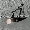 pendule-divinatoire-quartz-rose-belle-de-lune-9782 pendule divinatoire quartz rose belle de lune