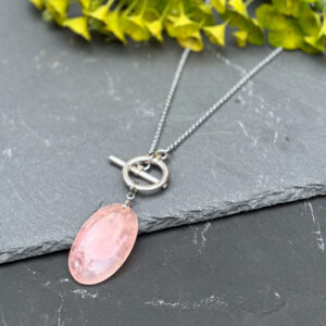 collier quartz rose belle de lune