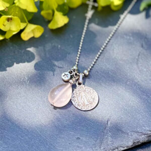 collier quartz rose médaille miraculeuse belle de lune