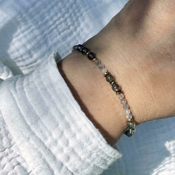 Bracelet en pierres de labradorite pour femme