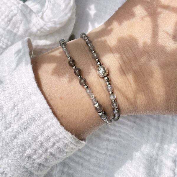 Bracelet en pierres de labradorite pour femme
