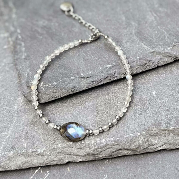 bracelet-pierre-naturelle-labradorite-protection