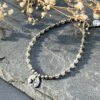 bracelet-labradorite-fait-main-femme-2 Bracelet fait main pour femme en labradorite, bijou artisanal spirituel et élégant.