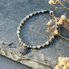 bracelet-labradorite-protection-femme-13 Bracelet femme en labradorite, pierre de protection et d’intuition, fait main avec soin.
