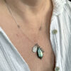 collier-labradorite-medaille-miraculeuse-spirituel-cadeau Collier spirituel en labradorite avec médaille miraculeuse, bijou lumineux et réconfortant, idéal comme cadeau original pour une personne sensible au bien-être, à la lithothérapie et à l’énergie des pierres naturelles.