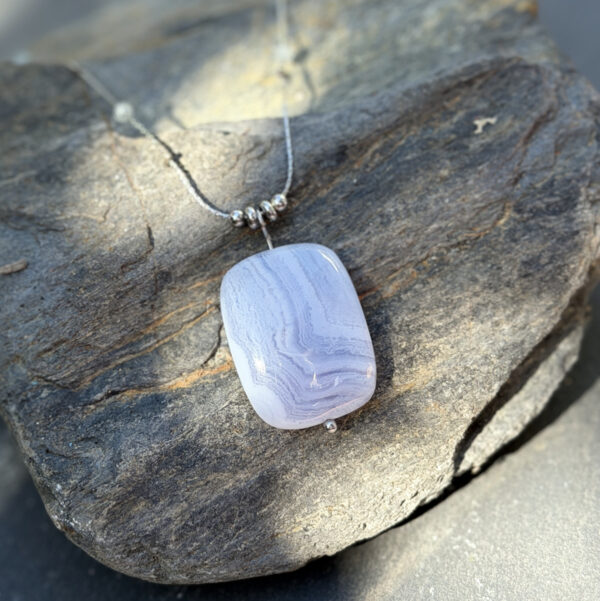 collier-calcedoine-femme_2916 collier avec calcedoine pour femme