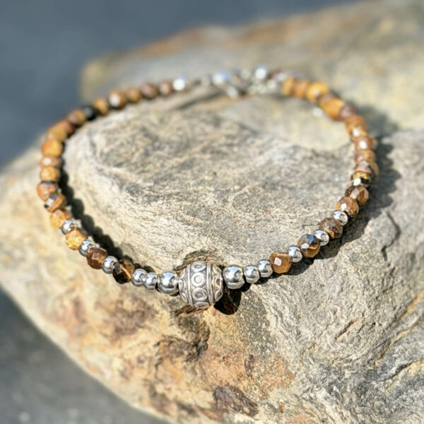 bracelet-oeil-tigre-femme-belle-lune-2 Bracelet en œil de tigre Lou