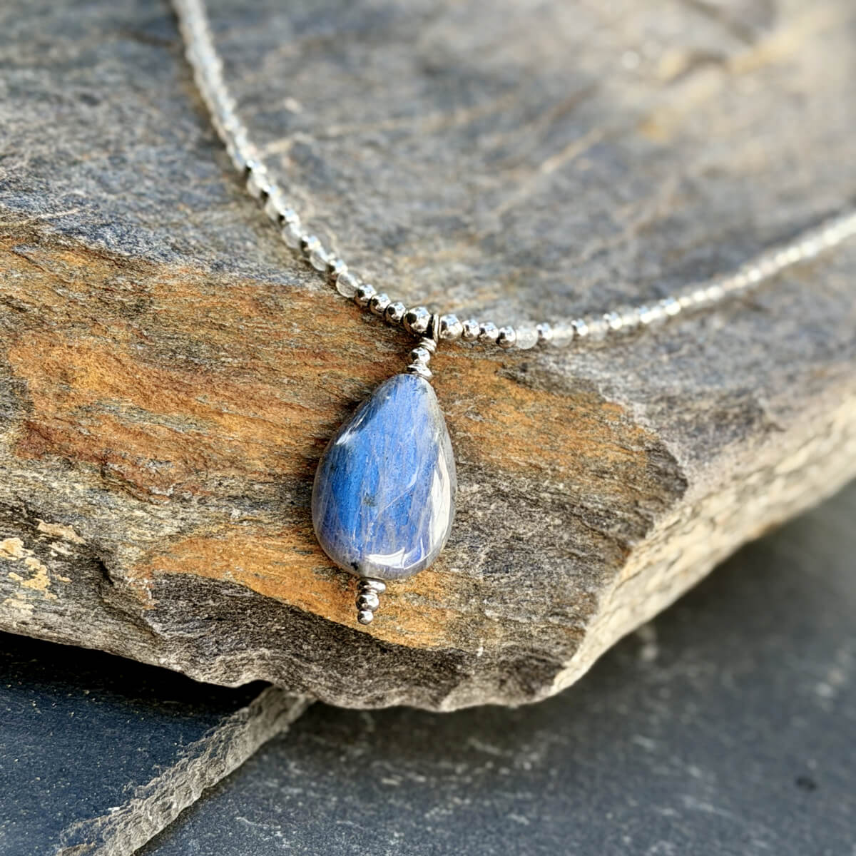collier en labradorite pour les femmes Belle de lune