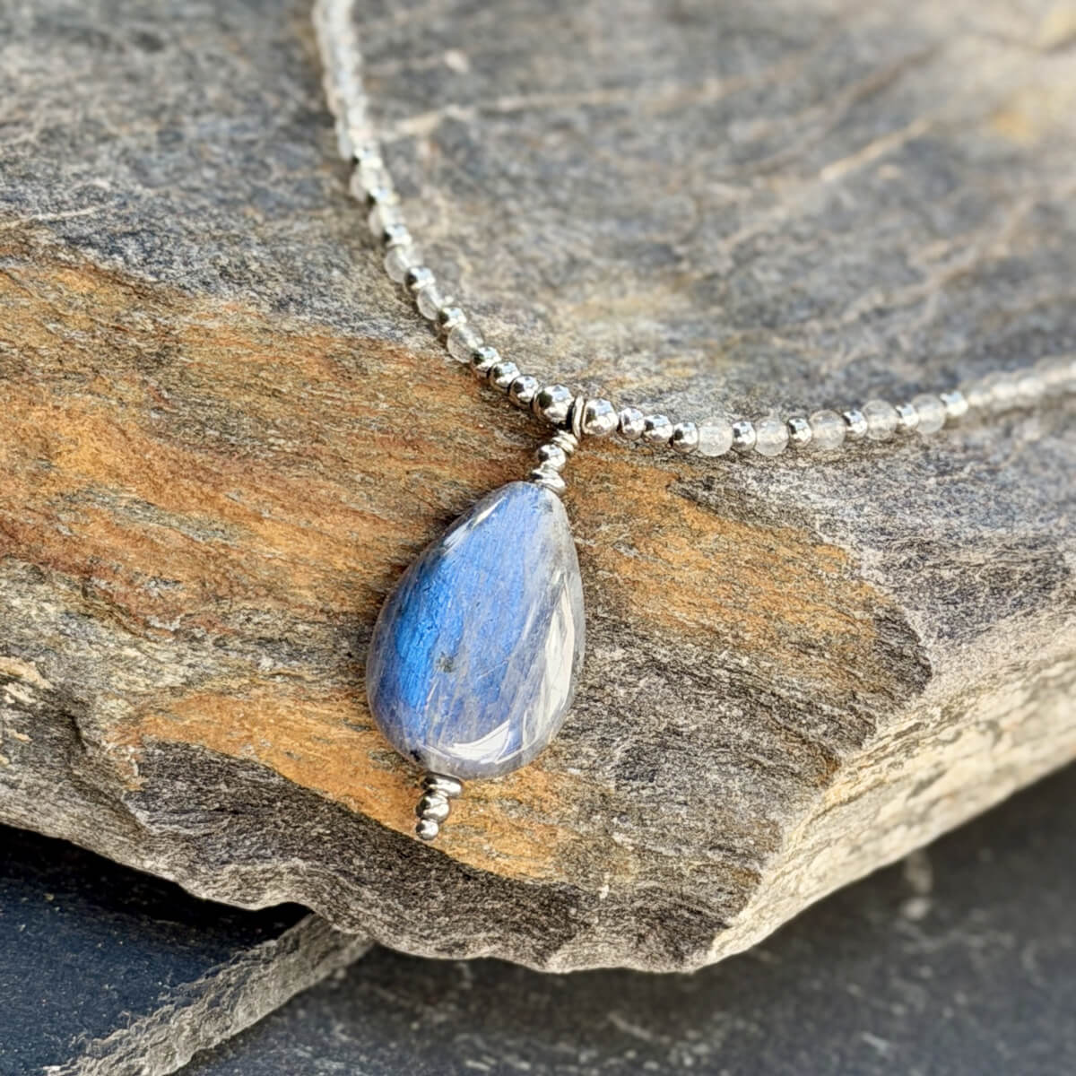 collier en labradorite pour les femmes Belle de lune