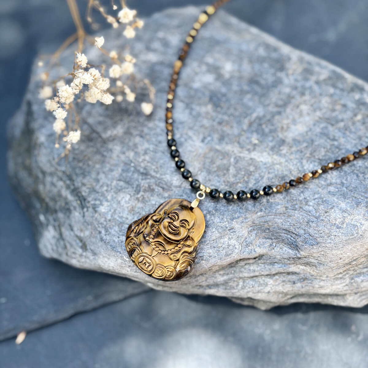 collier en oeil de tigre et obsidienne-celeste avec bouddha pour femme-belle de lune