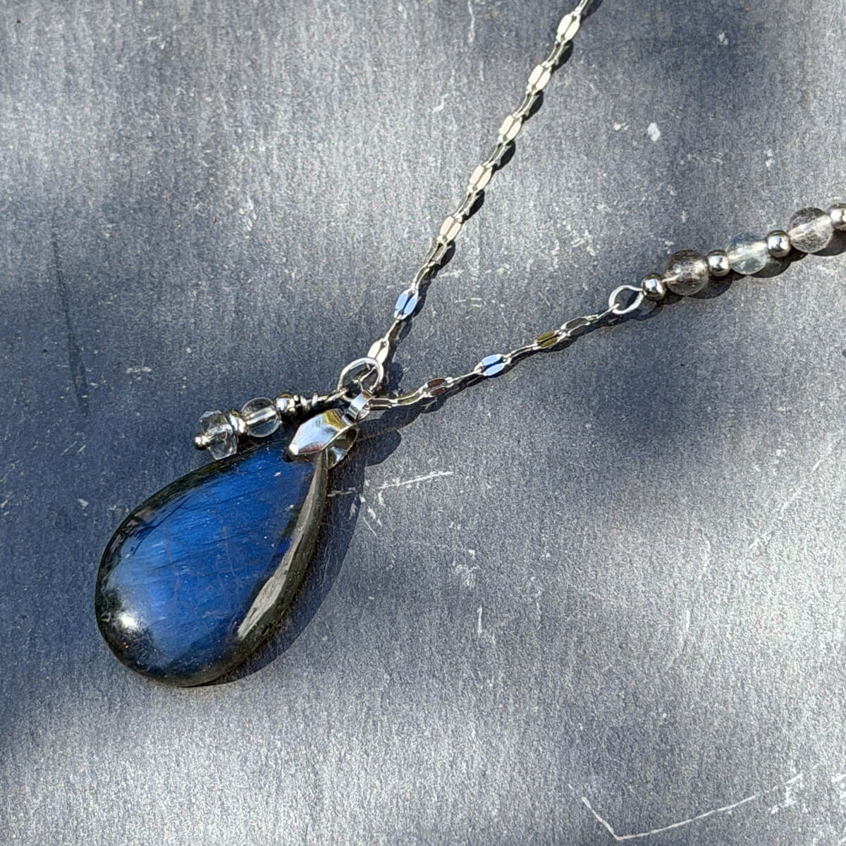 collier labradorite pour femme belle de lune