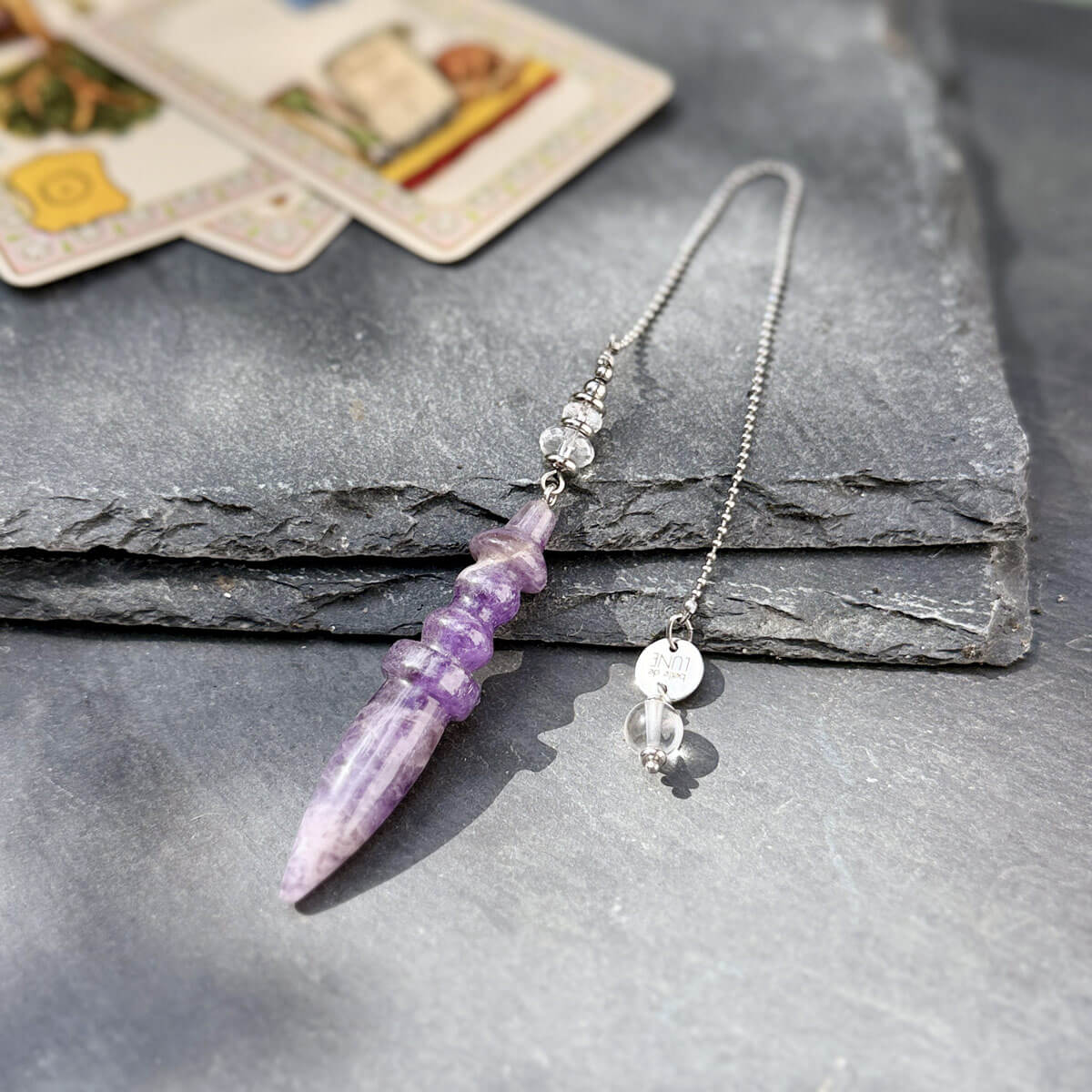 pendule divinatoire en amethyste