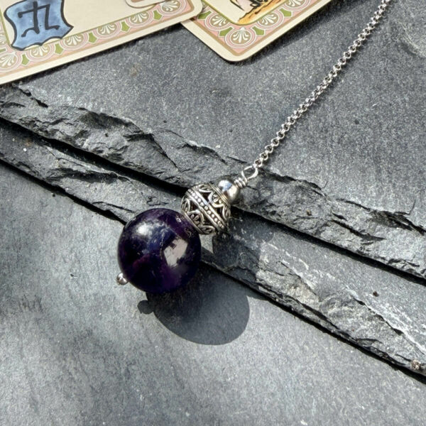 pendule-divinatoire-amethyste_4479 pendule divinatoire en améthyste